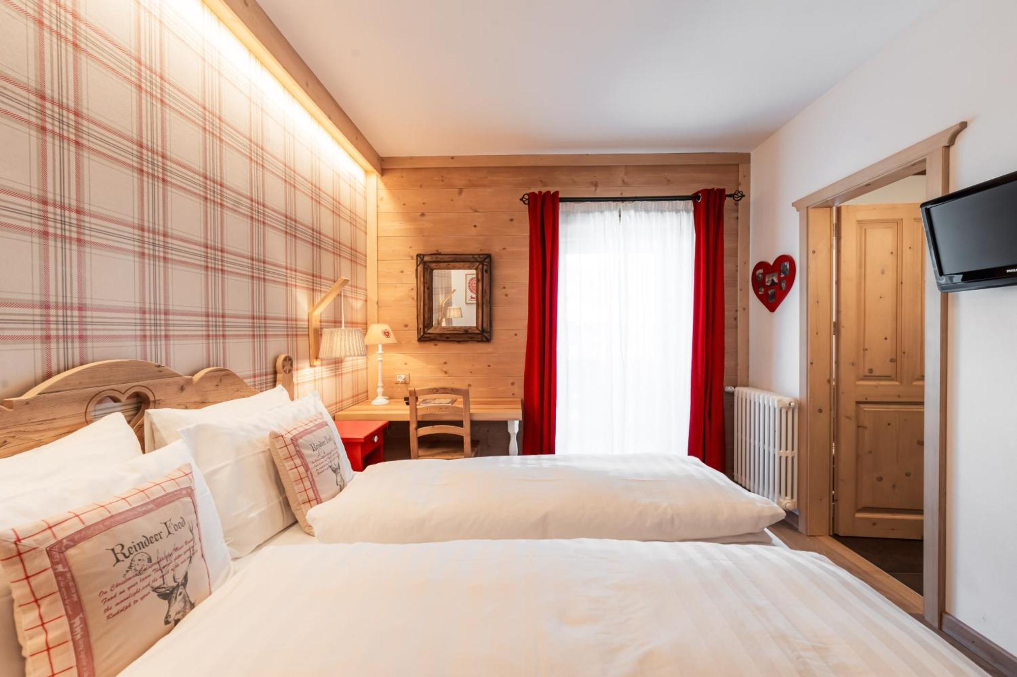 קאנזיי Albergo Majorka מראה חיצוני תמונה
