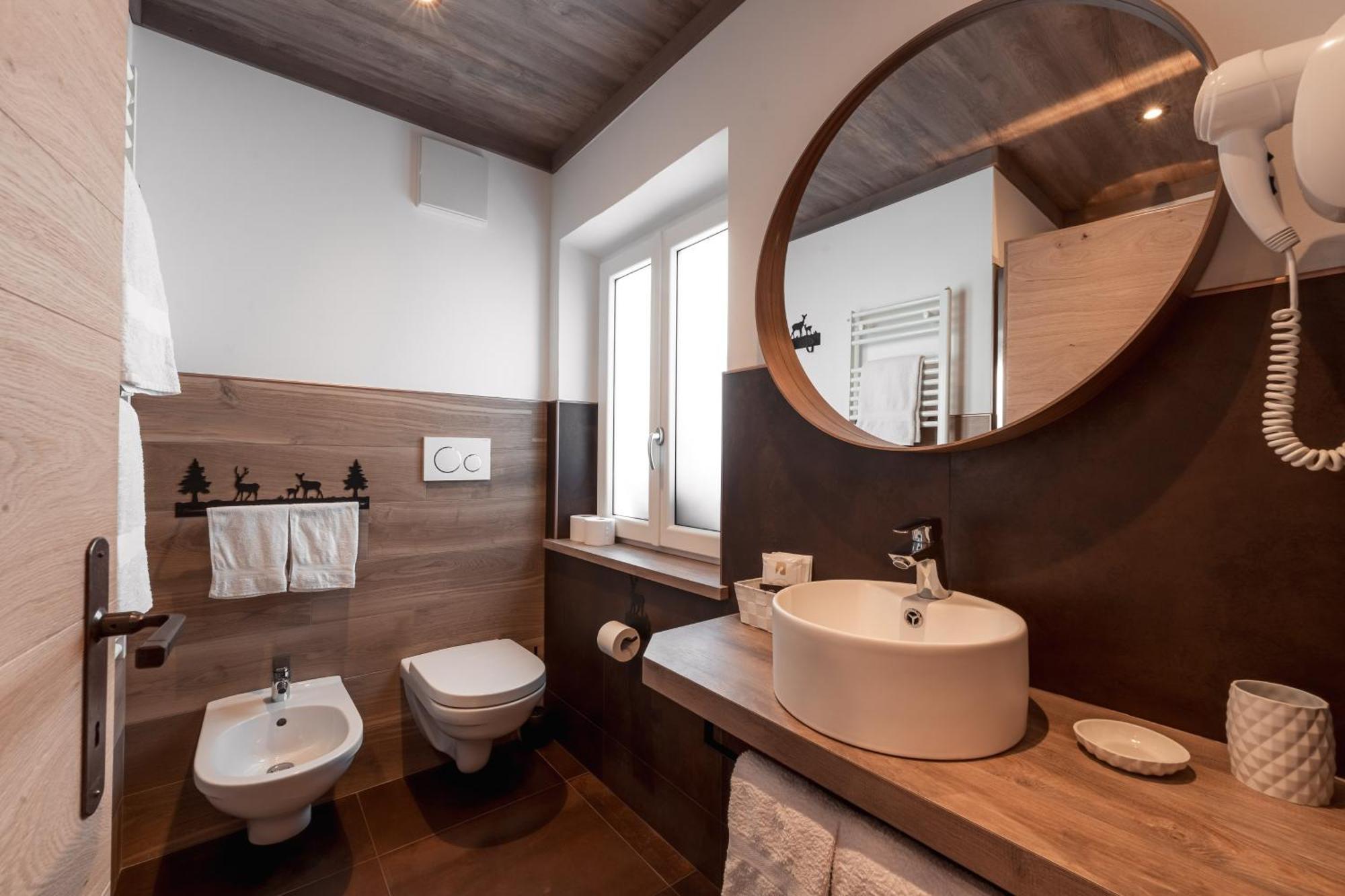 קאנזיי Albergo Majorka מראה חיצוני תמונה